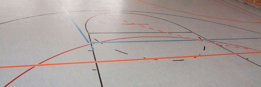 Hvordan renser og rengør man et linoleumsgulv?